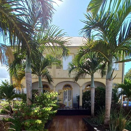 O Privilege Villa D'Exception En Centre-Ville De St-Pierre Saint Pierre Exterior foto